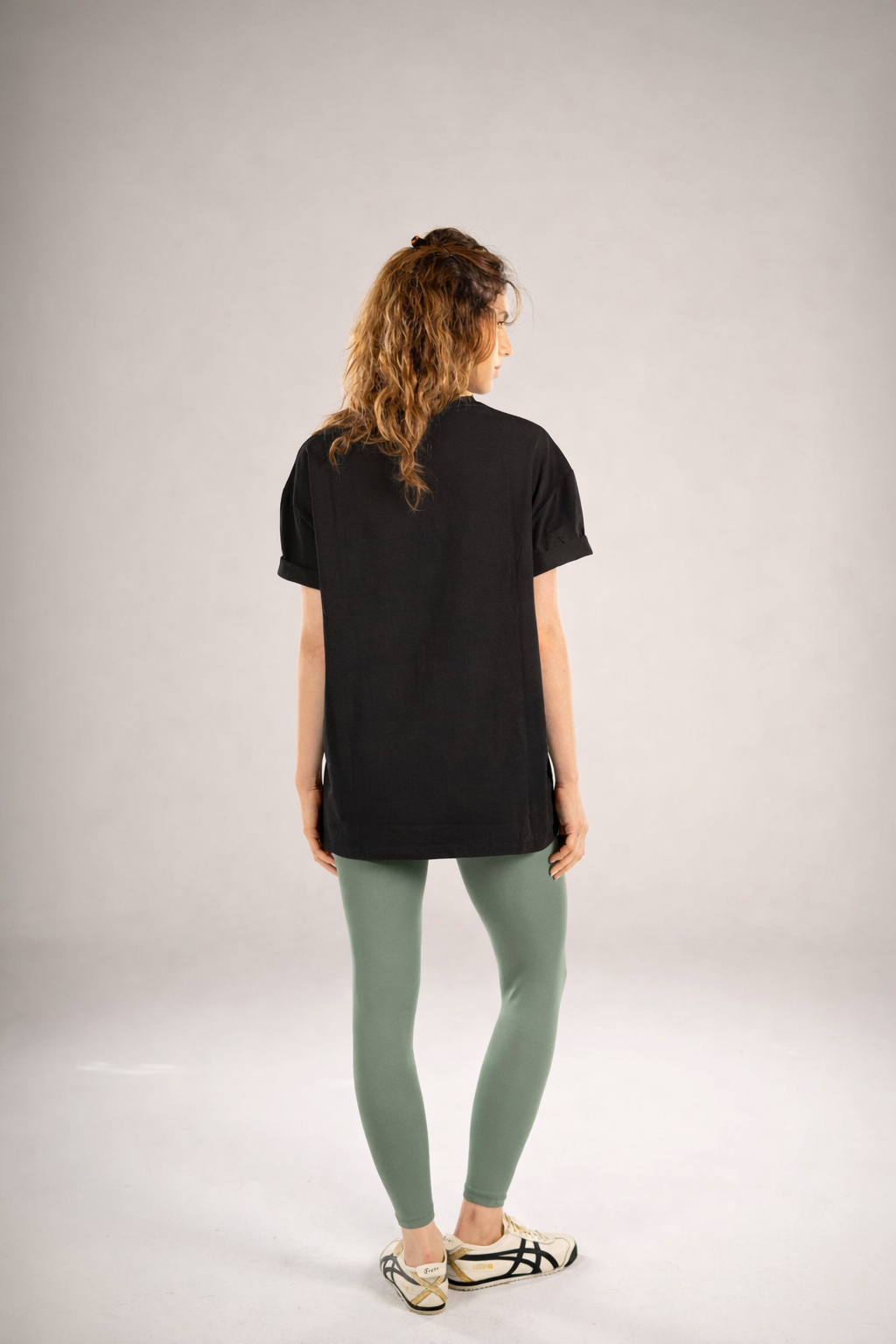 OVERSIZED UNISEX T-SHIRT - BLACK