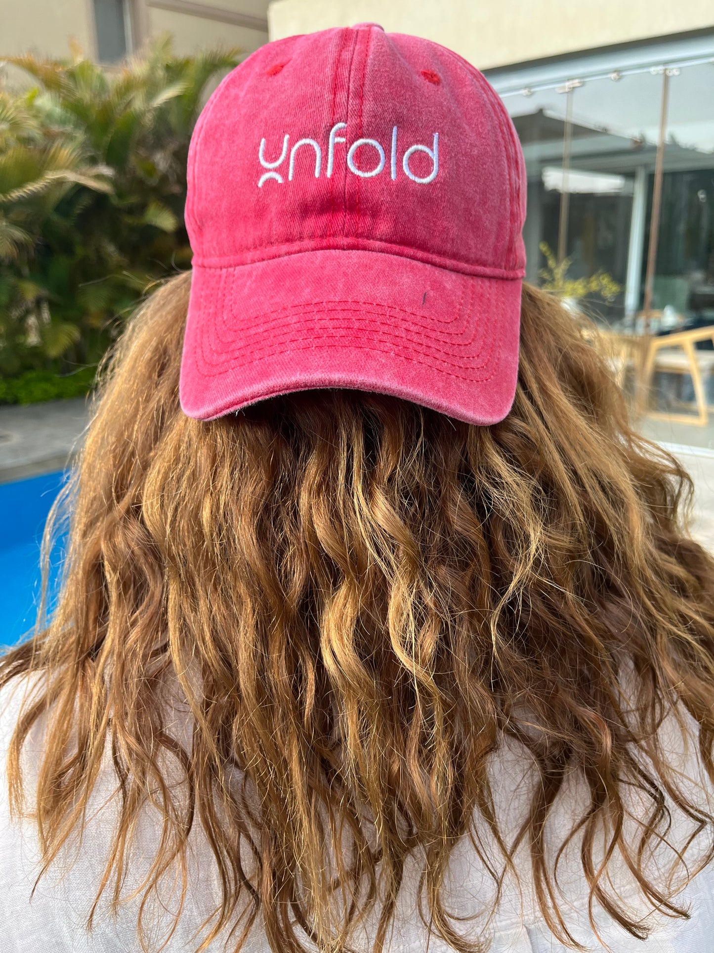 UNFOLD CAPS