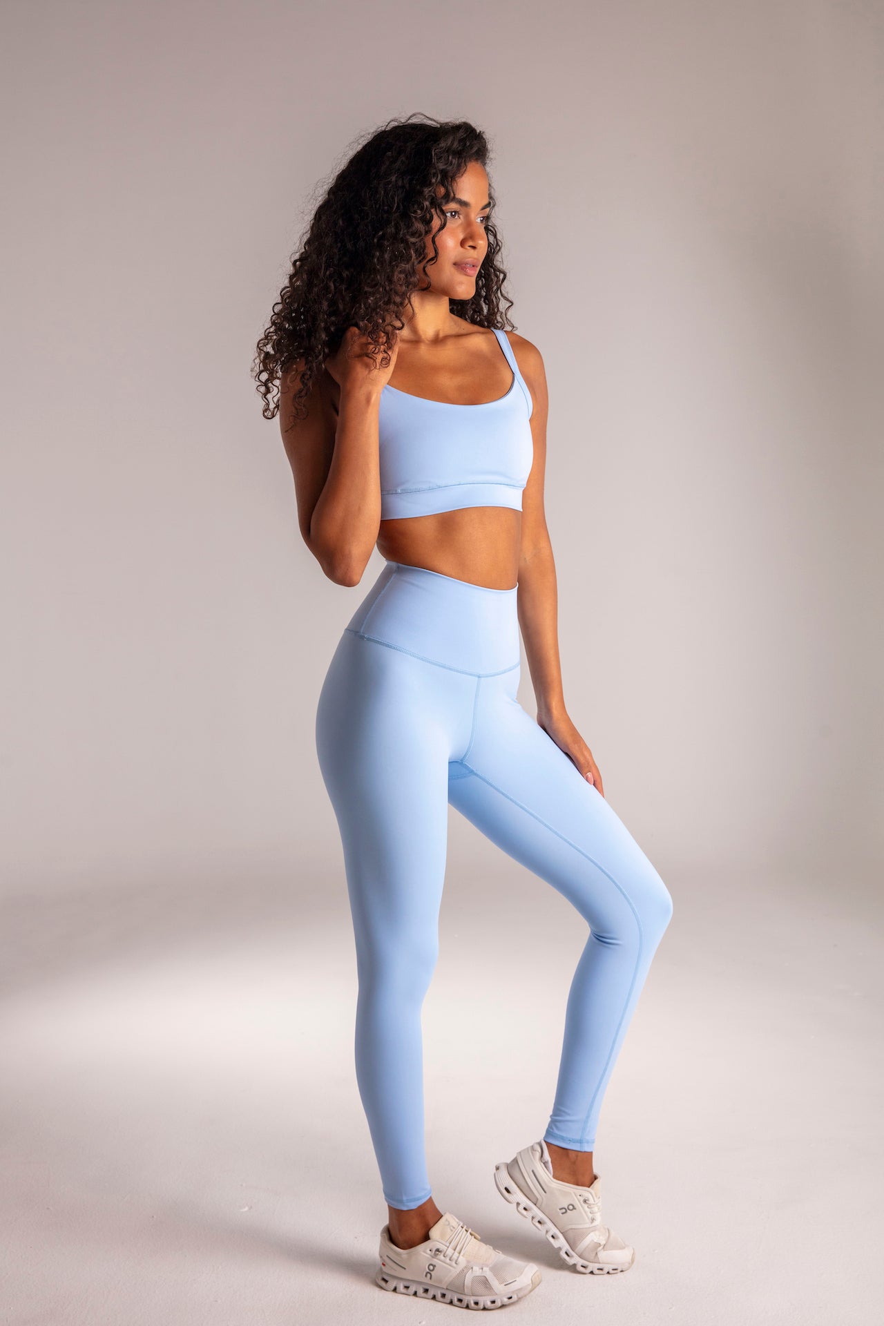 CONTOUR LEGGINGS - SKY BLUE